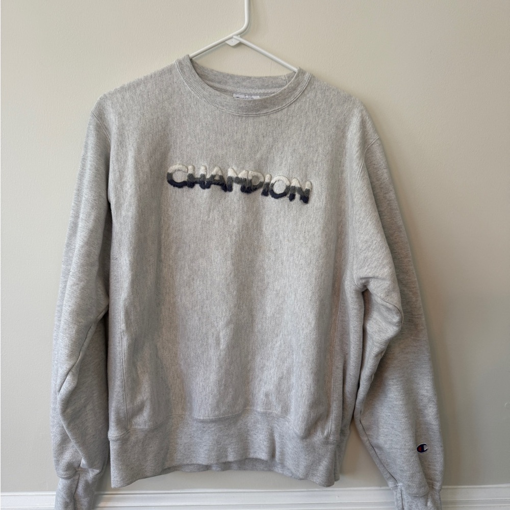 Champion Men's Light Gray Crewneck Sweater